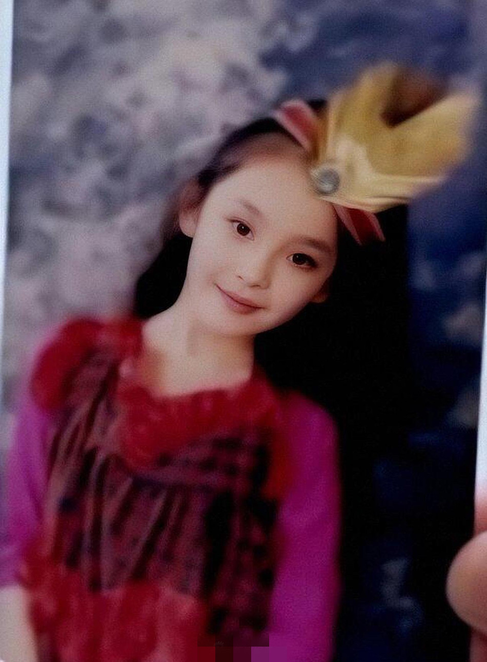 从小美到大娜扎童年照曝光肤白貌美似洋娃娃恶汉5200