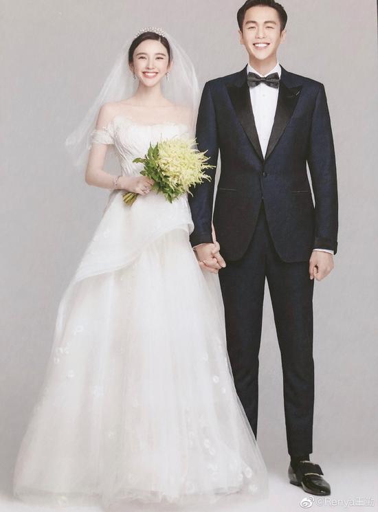 张若昀唐艺昕婚纱拍摄现场曝光夫唱妇随默契十足
