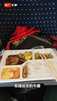 谢谢嫂子!这盒饭,吃哭了