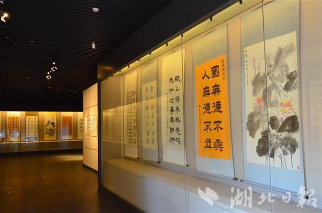 武汉革命博物馆举办"清风正气"廉政主题书画展