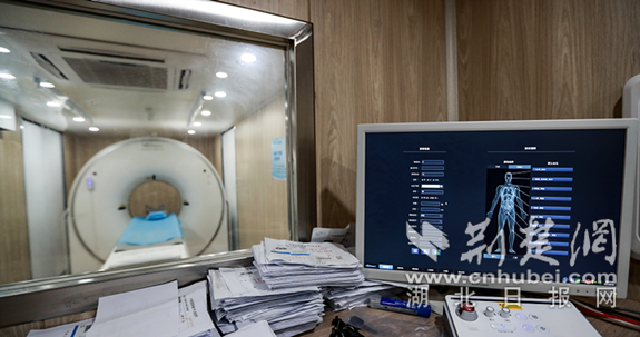 武汉市唯一一台“医疗神器”整体车载移动方舱CT抵达河北南宫市开展支援
