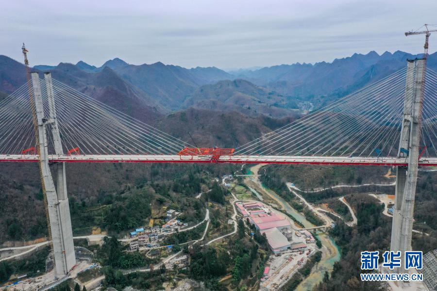 贵州都安高速云雾大桥建设有序推进