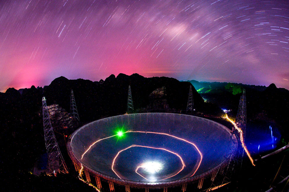 在2019年新年贺词中说表示热烈的祝贺和诚挚的问候向参加研制和建设的