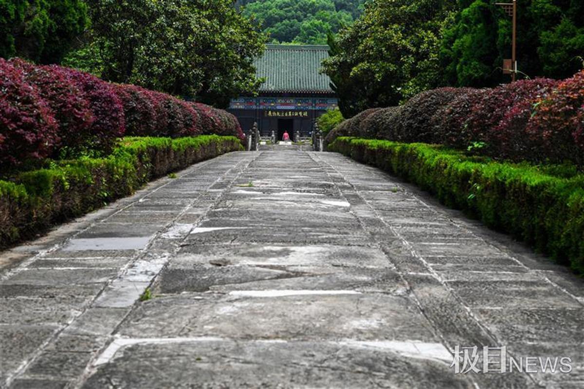 荆楚地理"北有十三陵 南有九王寝"龙泉山下明楚王墓焕新颜