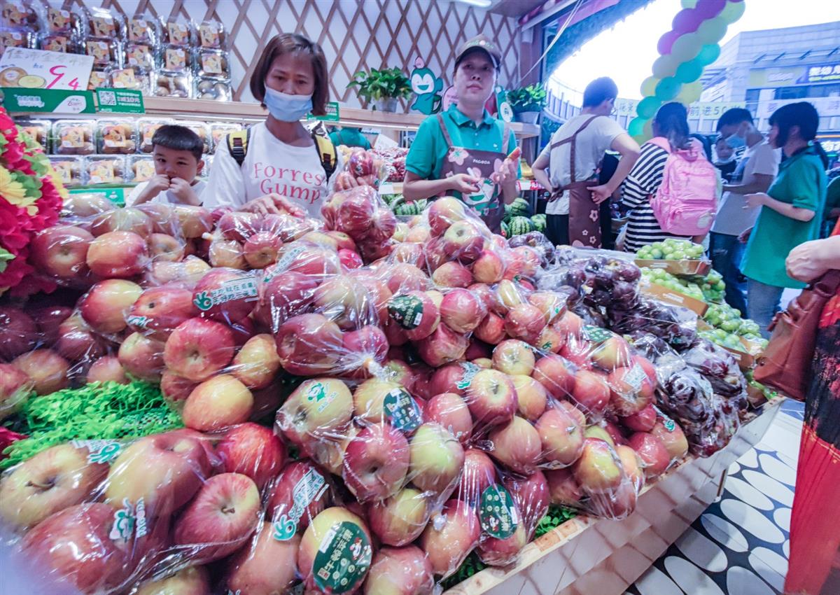 开云集团供应数量品类充足连续阴雨抑制消费需求江城水果市场行情走低(图4)