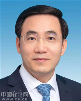2016年12月任市委政法委书记; 2017年5月起任湖北省荆州市委副书记