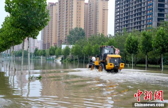 暴雨后的河南安阳