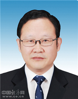 胡广坤,1962年7月出生,汉族,河南南召人,中共党员,郑州大学历史专业