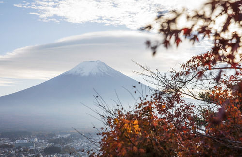 日本富士山"解封"迎游客