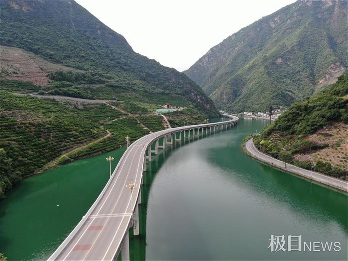 湖北这条"最美水上公路"火了一年又一年,沿线村落悄然发生着改变