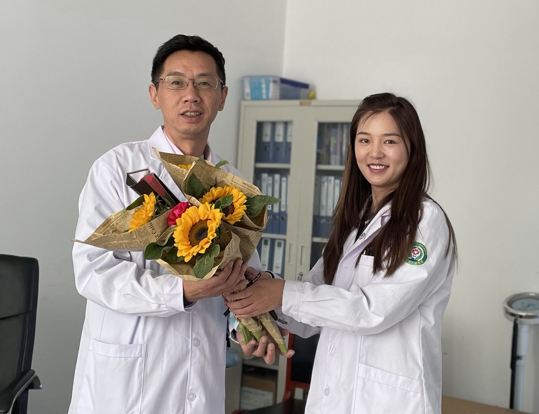 5个月来,我深深地爱上了这里,这里的风景美不胜收,这里的同胞善良可爱