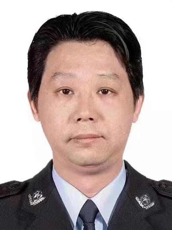 眼看就要退休了,他却走了——追记武汉市公安局汉阳分局民警方毅