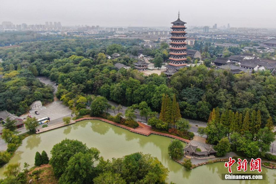 千年运河千里行 中外媒体采访团开启古城扬州之旅