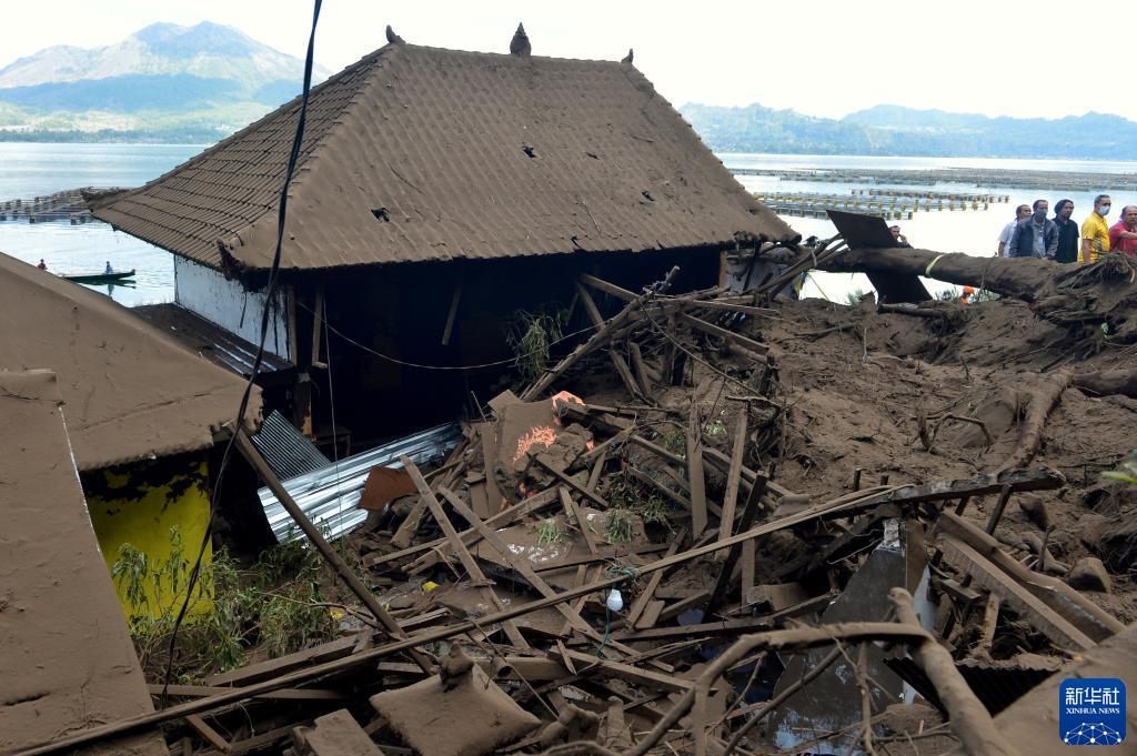 印尼巴厘岛发生4.8级地震致3人死亡