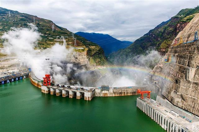 白鹤滩水电站创造六项世界第一"湖北建造"再攀水电高峰