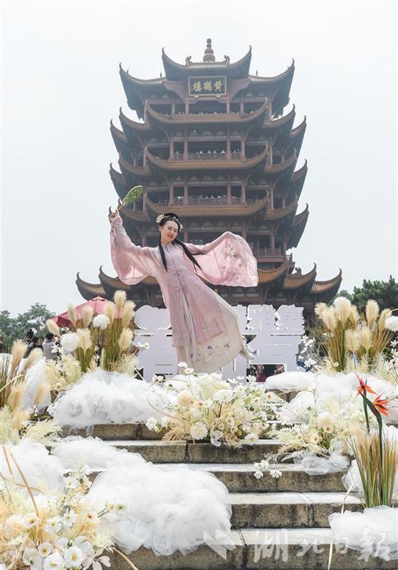 凡在2021年1月起在武汉各大城市公园拍摄的打卡照均可参与评选.