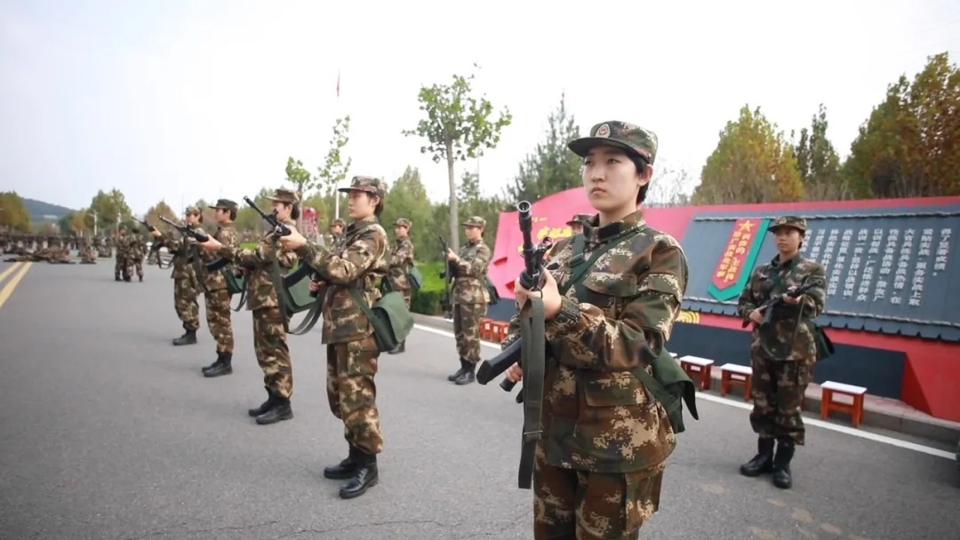 拉丁舞冠军→武警女战士-荆楚网-湖北日报网