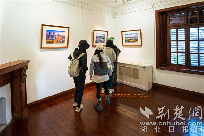 摄影展2.jpg