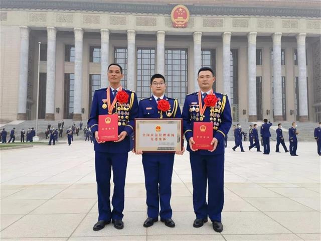 湖北日报讯(记者包东喜,通讯员童钜钢)11月4日,全国应急管理系统先进