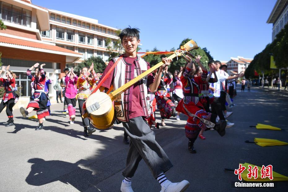 云南民族大学举行建校70周年庆祝大会