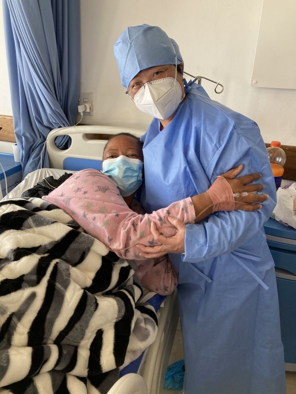 b超怎么600多武汉女医生援非一年做600余台手术无一失败_https://www.jmylbn.com_新闻资讯_第3张