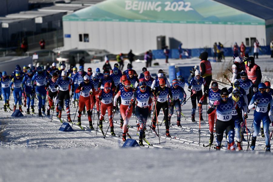 北京冬奥会越野滑雪女子双追逐比赛赛况