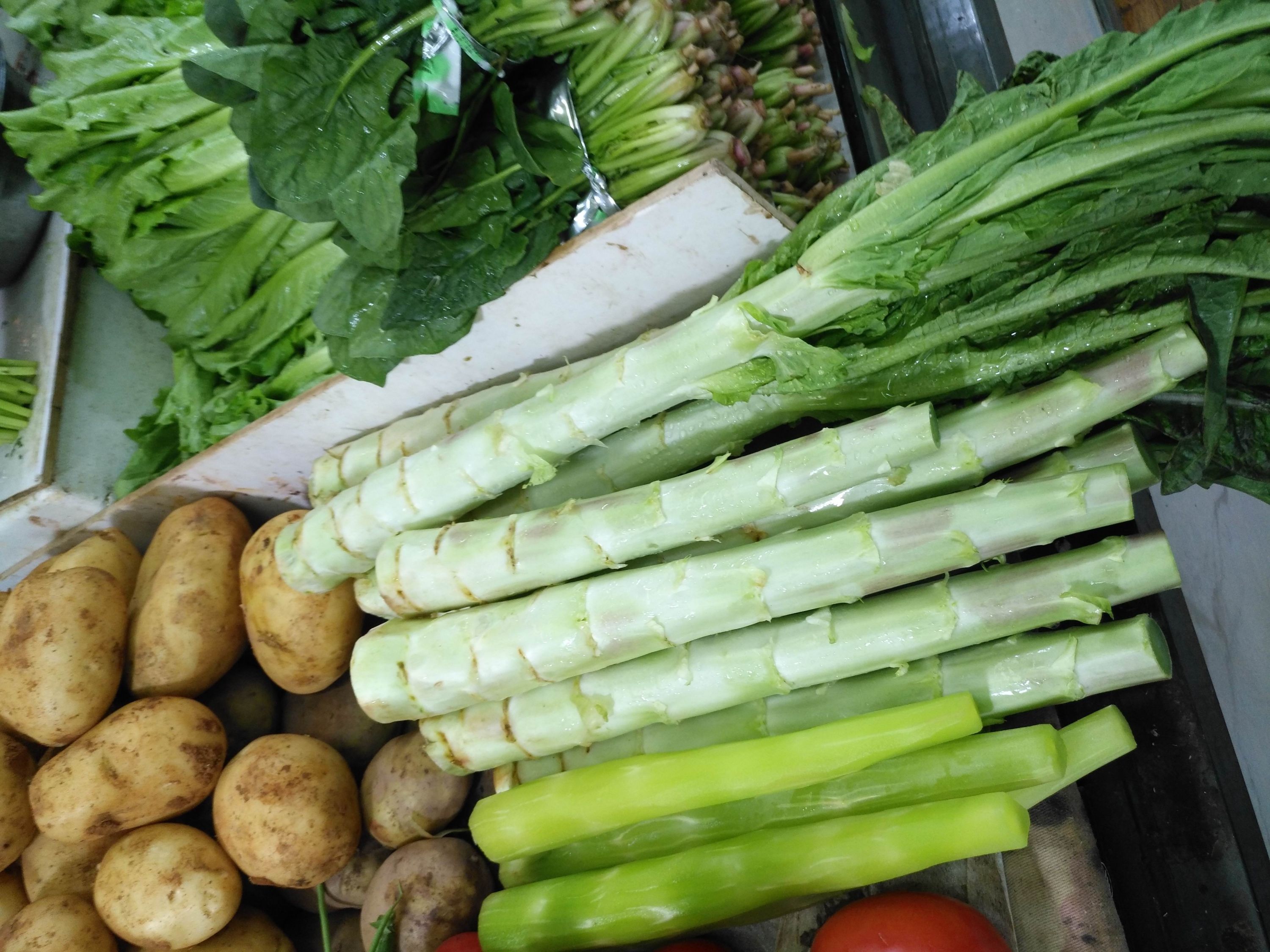农产品食材莴笋莴苣果蔬摄影图配图高清摄影大图-千库网