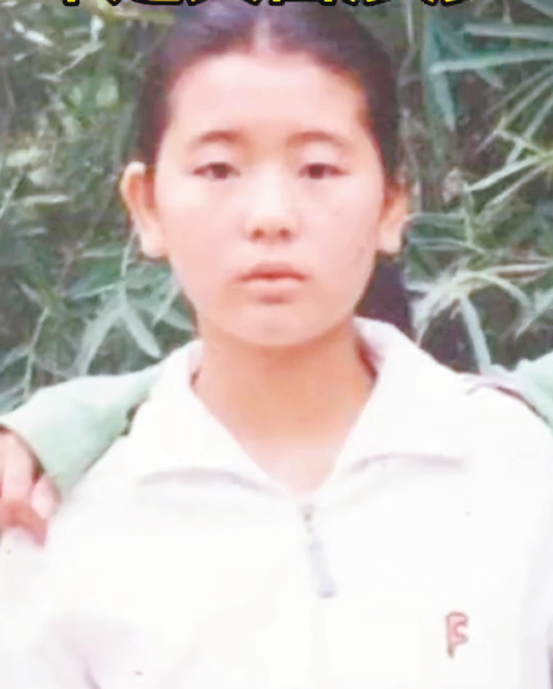 四川15岁女孩上学后失踪两周，母亲刚送进校她后脚就离校