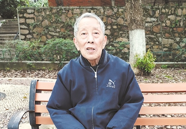 87岁的他，一生深耕民间文学 ——十卷本《刘守华故事学文集》背后的故事