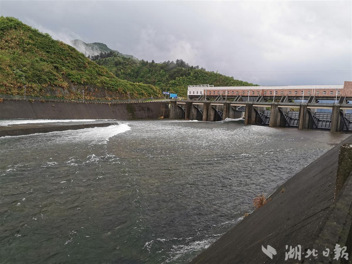 富水水库今年第三次泄洪保障度汛安全-荆楚网-湖北日报网