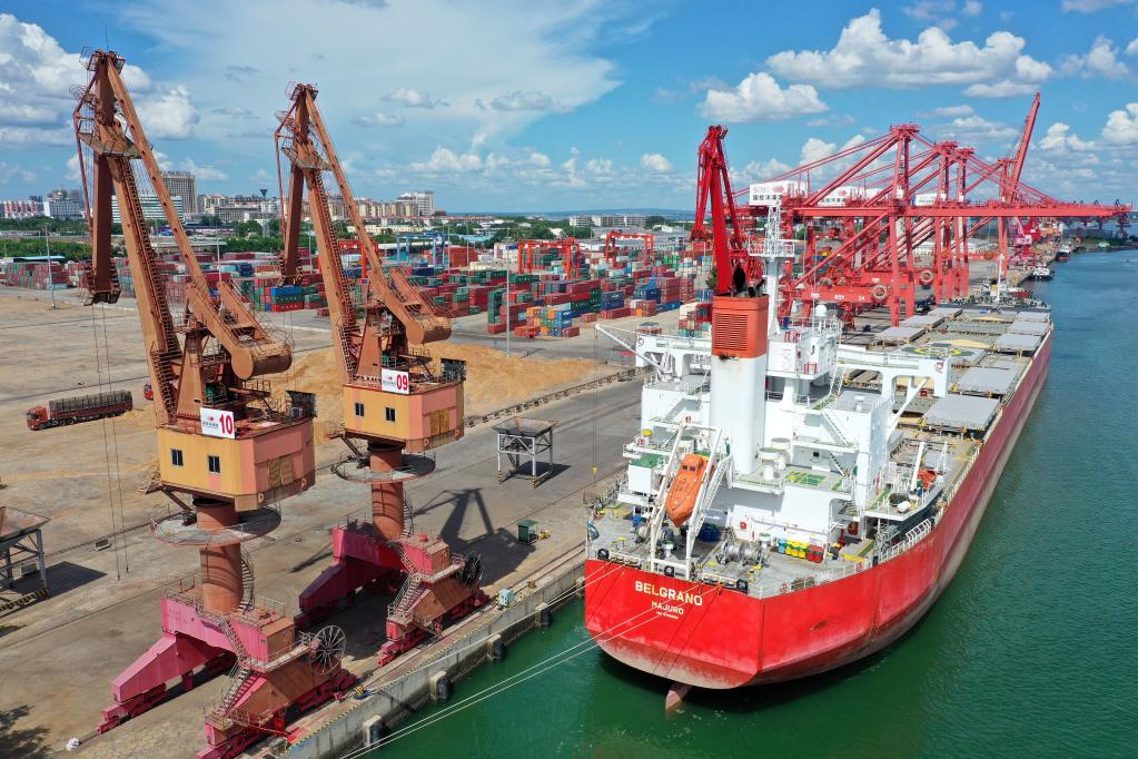 中国这十年·中国故事丨海南：自由贸易港高质量建设中