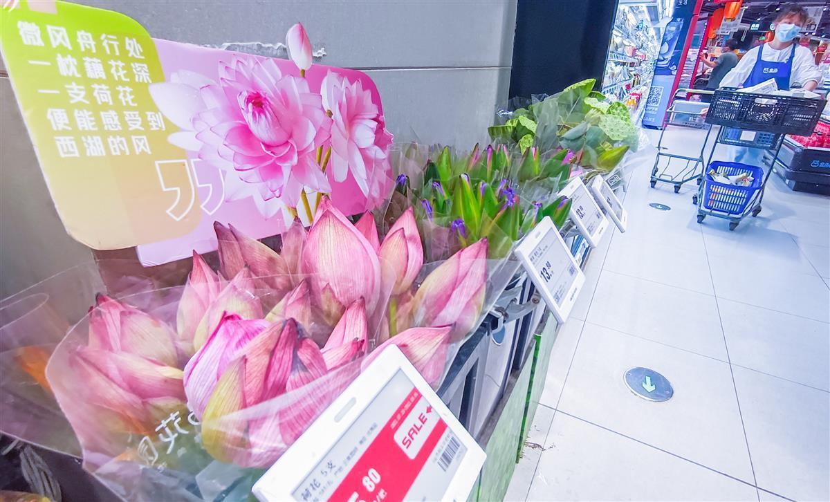七夕来临鲜花走俏原来今年的流行花是这个……(图1)