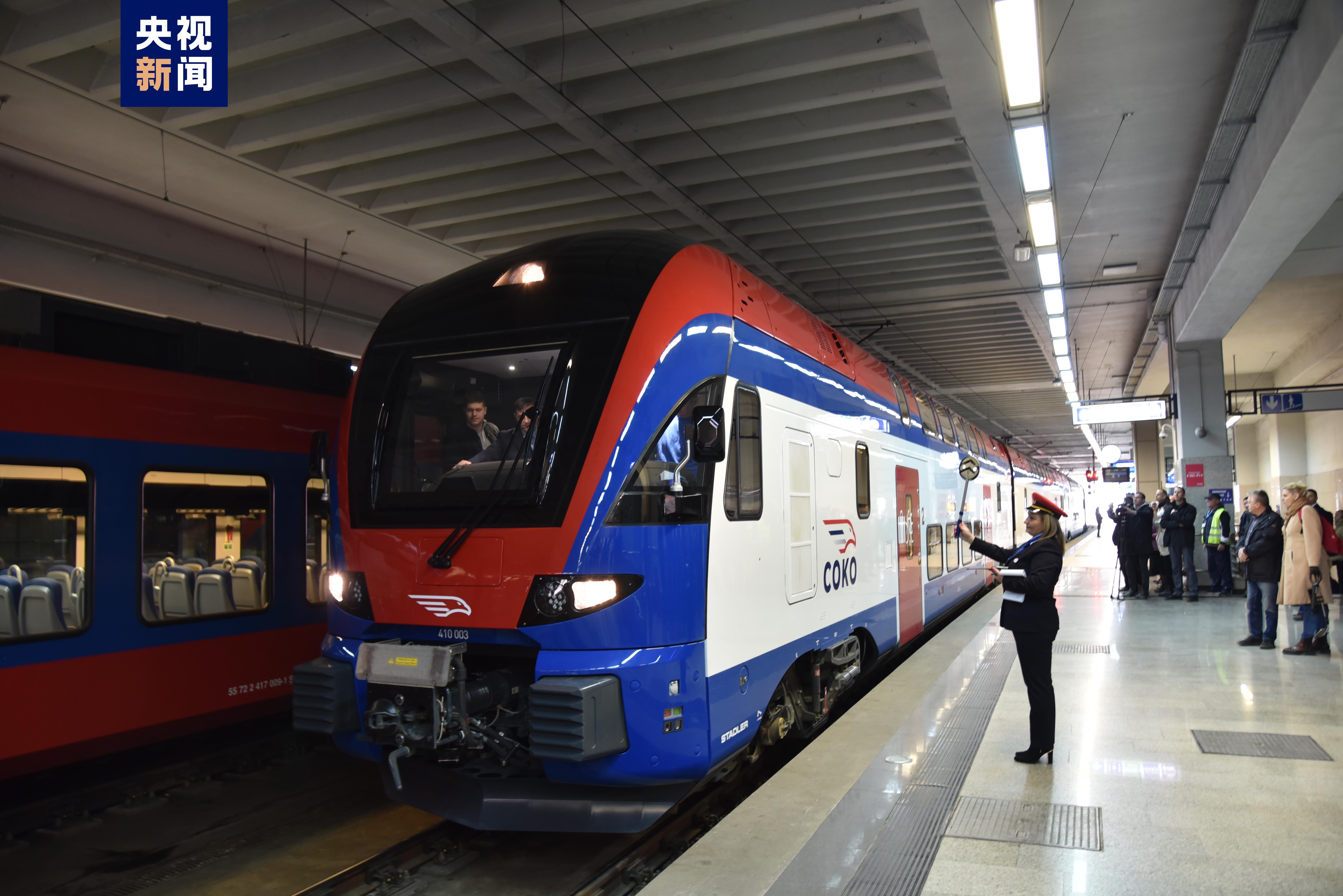 中国高铁欧洲首单 匈塞铁路塞尔维亚境内诺苏段正式铺轨