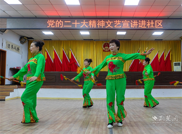 倒店连响 陈志勇摄 (2).jpg