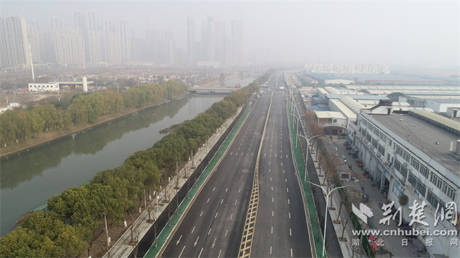 青菱河路（摄影：王峰）.jpg