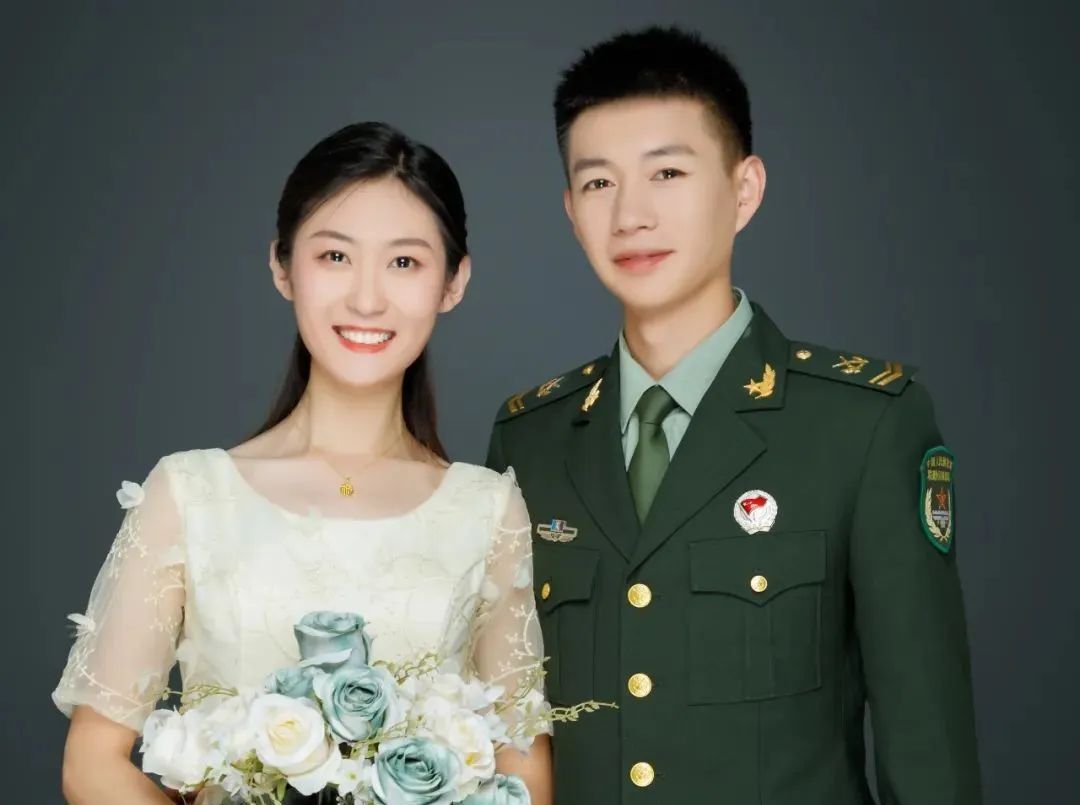 这12对军人的结婚照，都太好看！