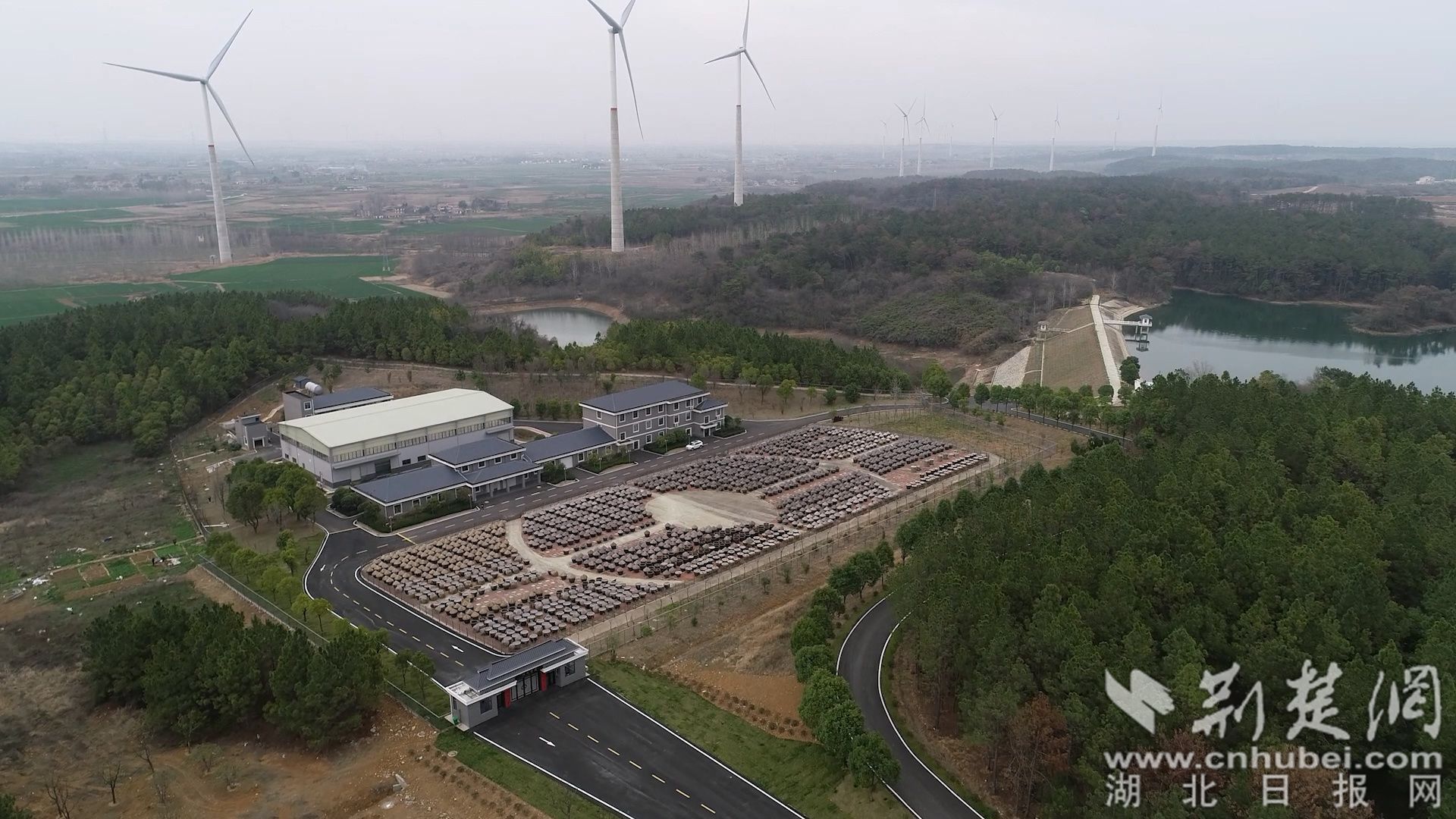 黄滩酱园航拍 - 副本.m4v_20230329_221049.078.jpg.jpg