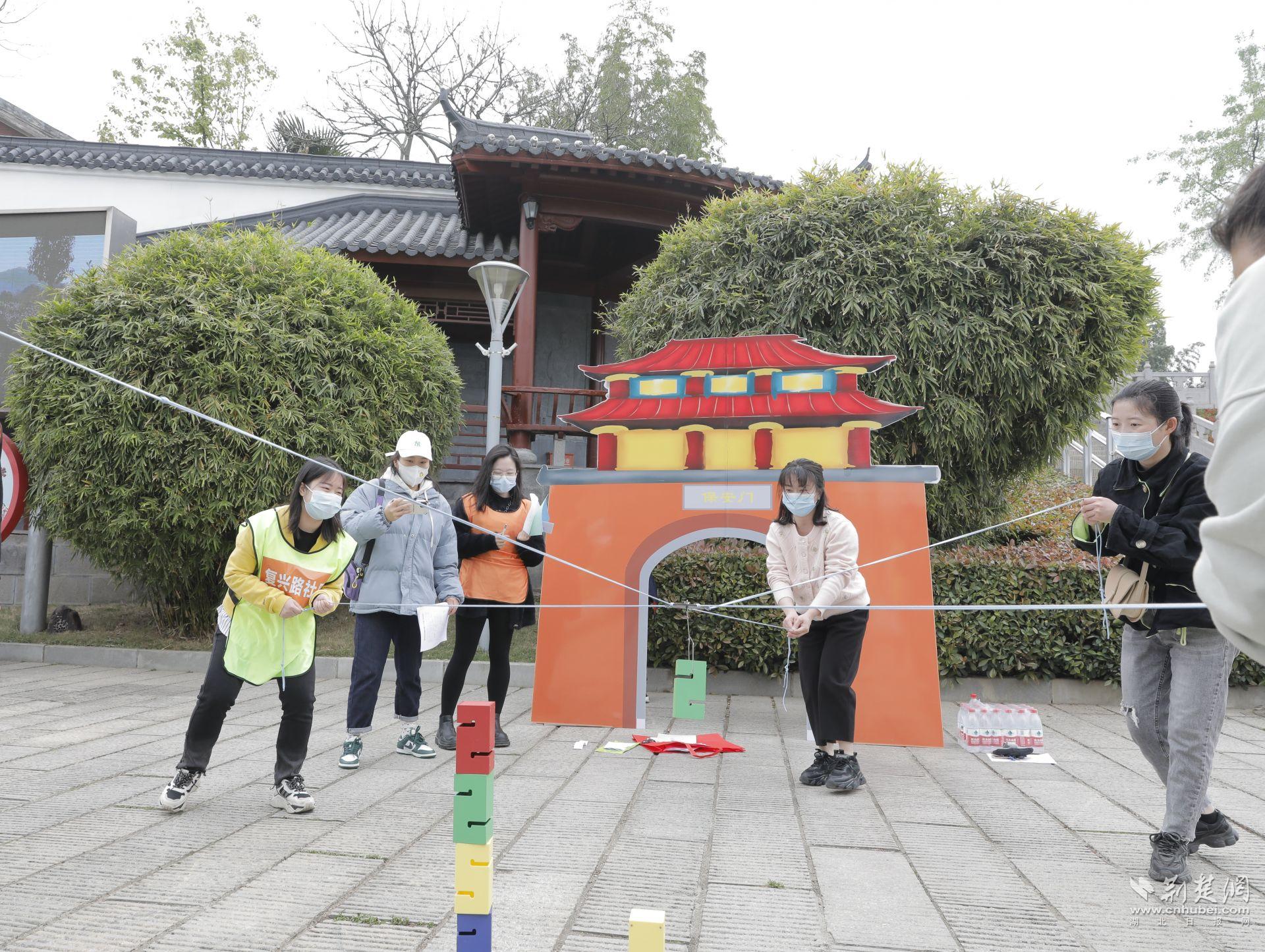 “合力建塔”.JPG.JPG
