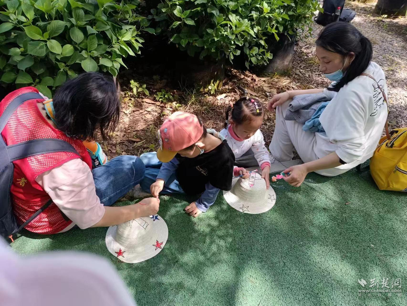草帽DIY亲子涂鸦活动1.jpg.jpg