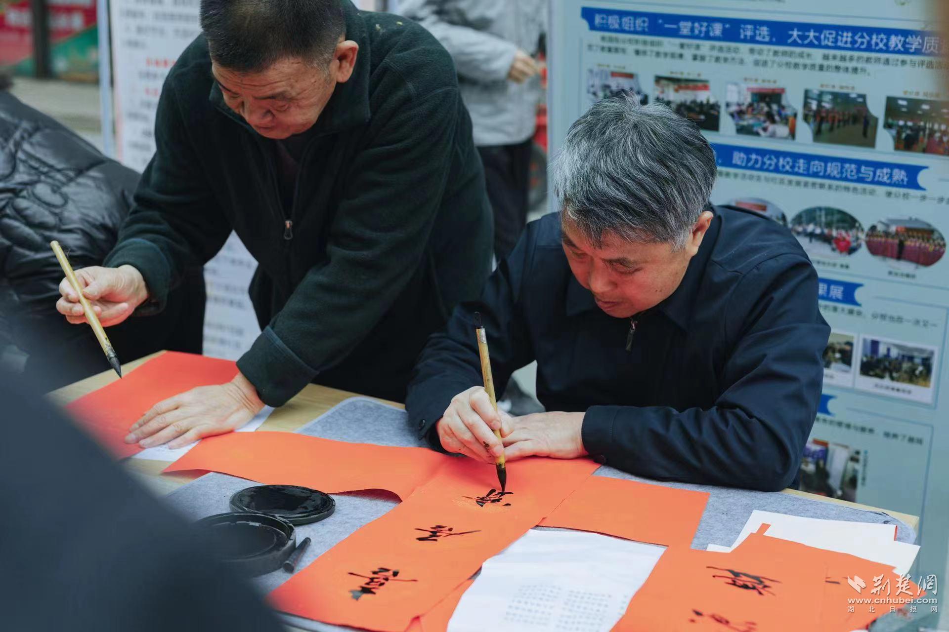 微信图片_20230401185319.jpg