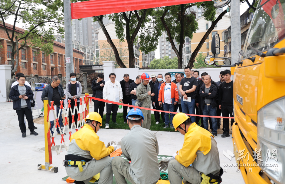 纳米体育武汉江夏：义务培训为高校安全用电护航(图1)
