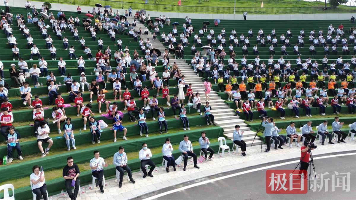 雷竞技RAYBET湖北省“奔跑吧·少年”主题健身活动（黄冈会场）在红安举行(图5)