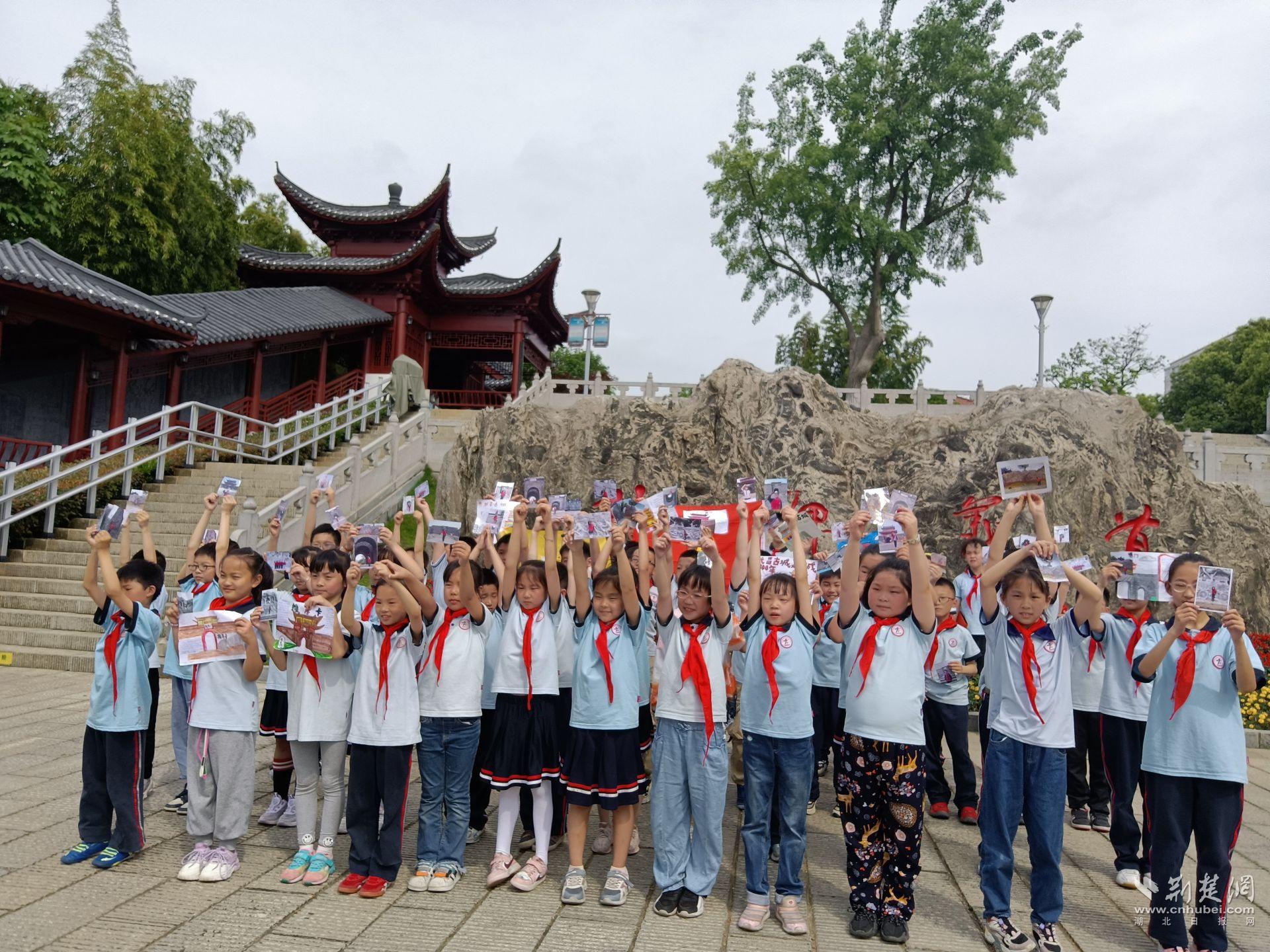 为武昌古城送上祝福.jpg.jpg