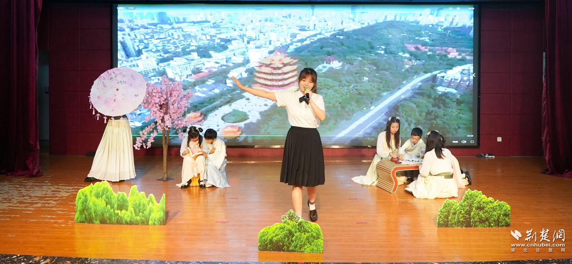 文艺节目表演.jpg.jpg