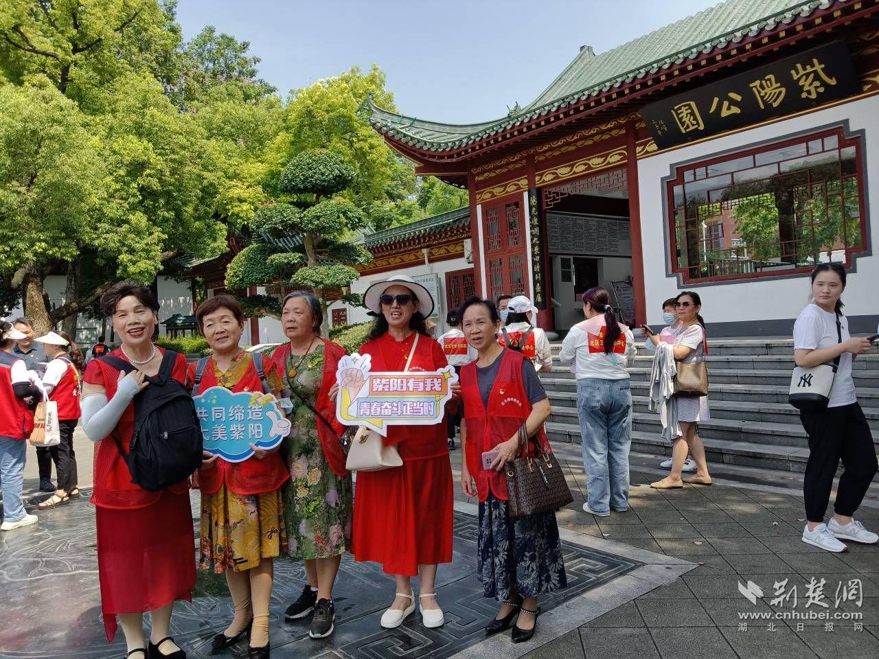 保安社区退休老党员积极参加活动.jpg.jpg