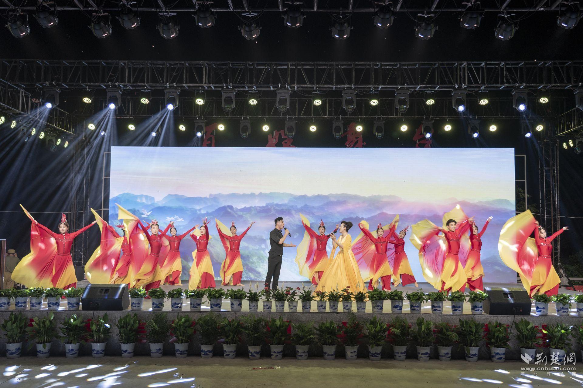 节目表演.jpg.jpg