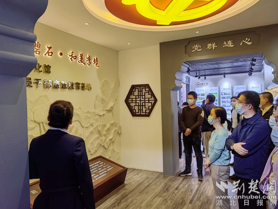 图片18.jpg