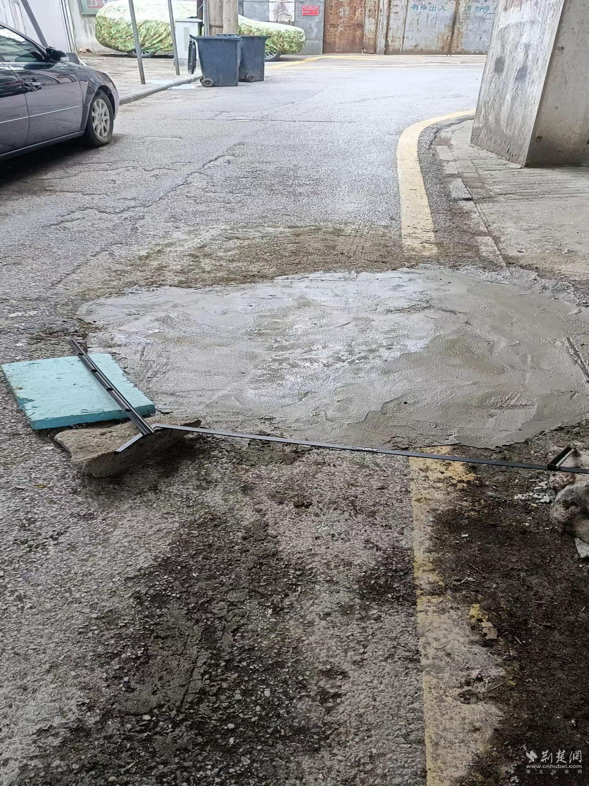 路面修补后.jpg.jpg