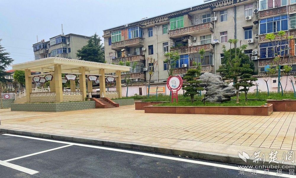 2023年改造完成的应城市长江埠街道白玉兰小区 刘雯摄.jpg.jpg