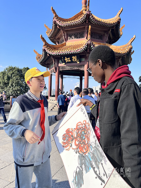 中外青少年交流.jpg